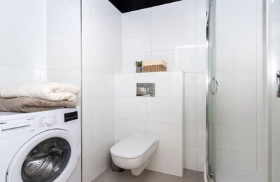 Alquiler de un luminoso apartamento amueblado de 2 habitaciones, 39 m², Stare Miasto, Cracovia, Polonia